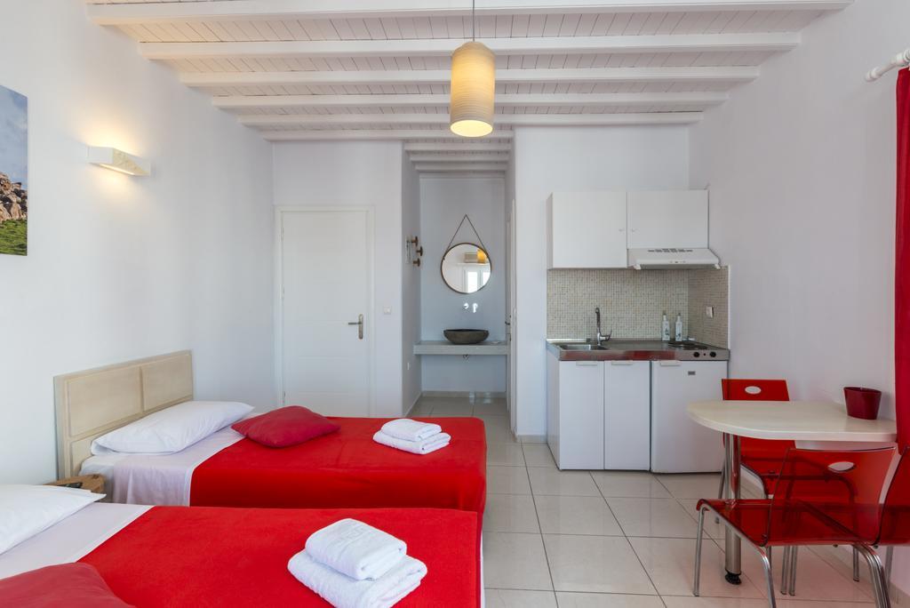 Artemoula's Studios Aparthotel 2*